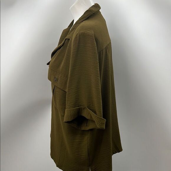 Worthington Green Boxy Button Down Shirt - Picture 3 of 4